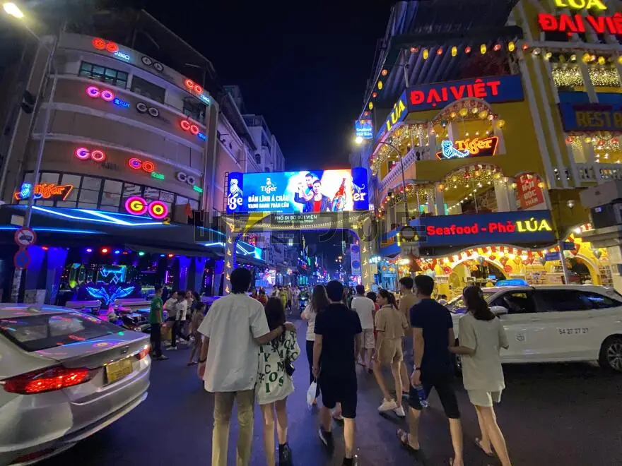 ホーチミン旅行者通り入口